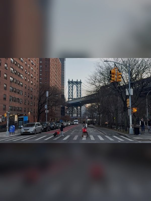 Fourteen random clips from NYC, shot on my phone